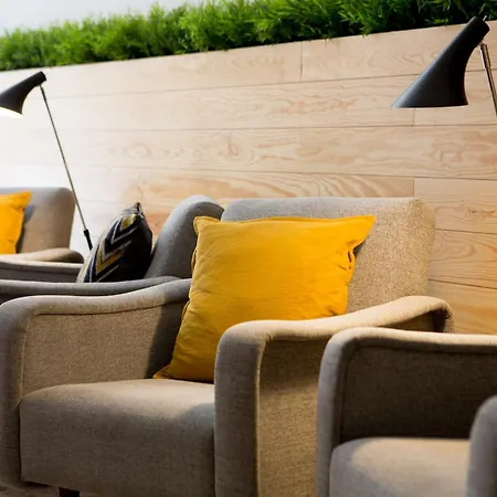 The 8 - Downtown Lisbon