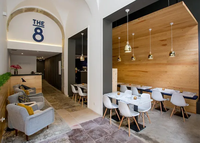 The 8 - Downtown Guest house Lisbon