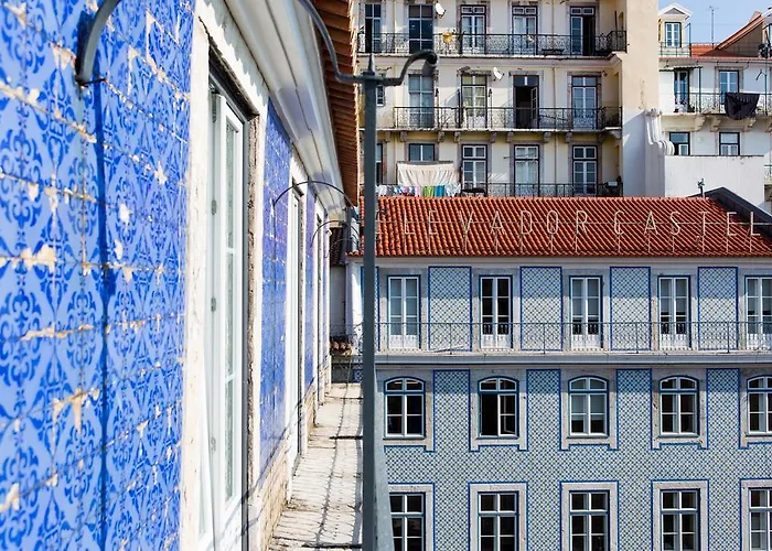The 8 - Downtown Guest house Lisbon