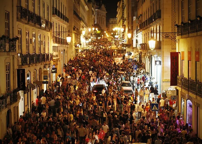 The 8 - Downtown Guest house Lisbon