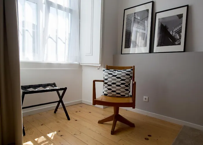 The 8 - Downtown Guest house 4*