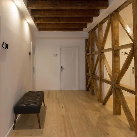 The 8 - Downtown Maison d'hôtes 4*