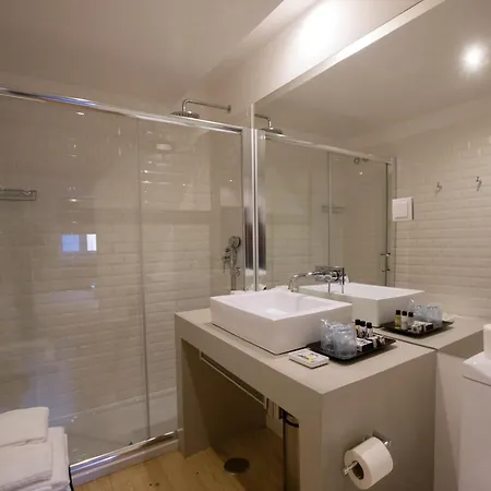 The 8 - Downtown Гостевой дом 4*