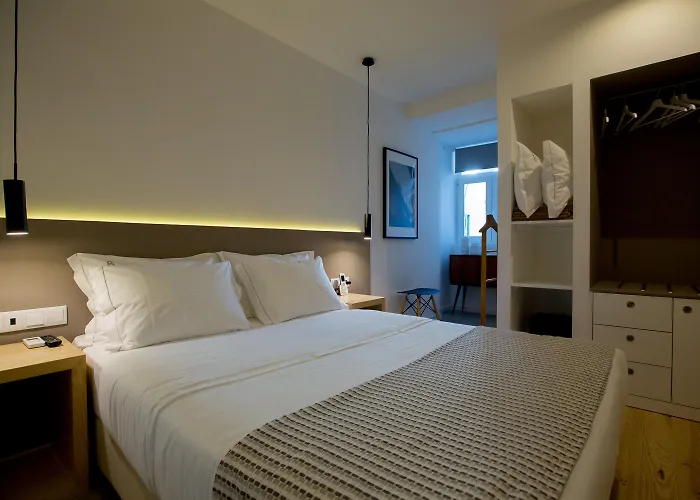 Pensión The 8 - Downtown 4*