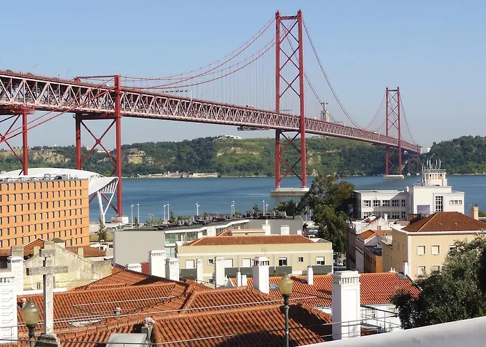 The 8 - Downtown Pensión Lisboa