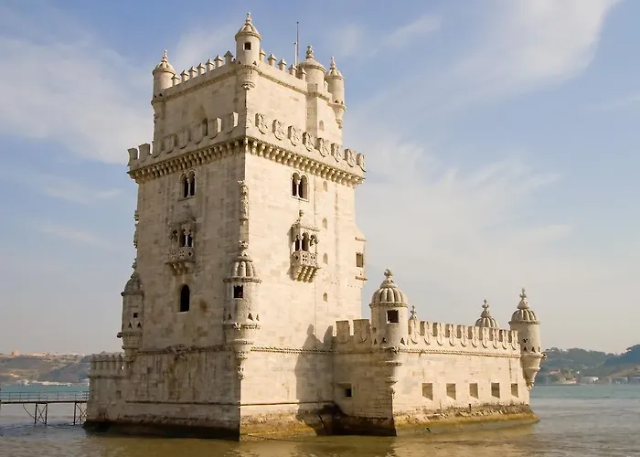 Pensión The 8 - Downtown 4*